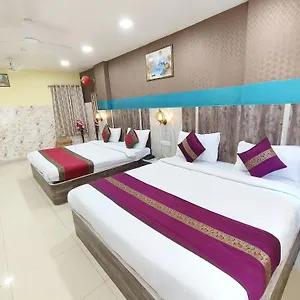 Hotel R S Residency, Varanasi